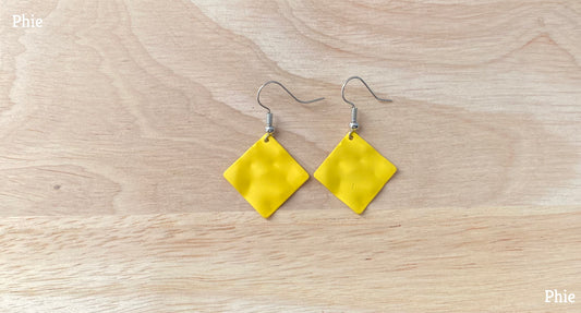 Dented Square - Yellow