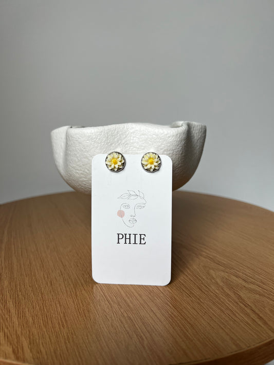 Clip Ons - White Flowers